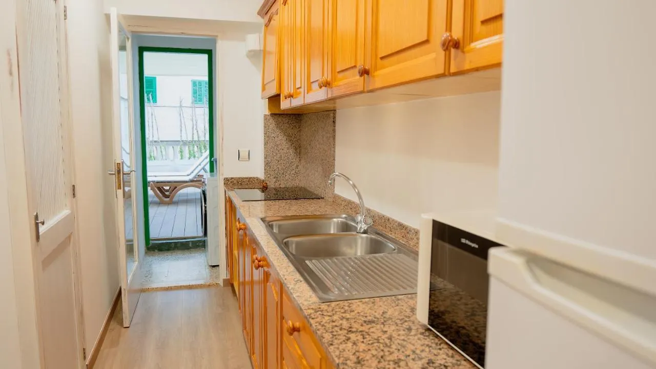 Hotel Colonial Colonia de Sant Jordi 3*,