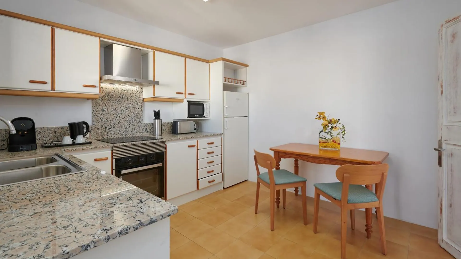 Hotel Colonial Colonia de Sant Jordi 3*,  Spain